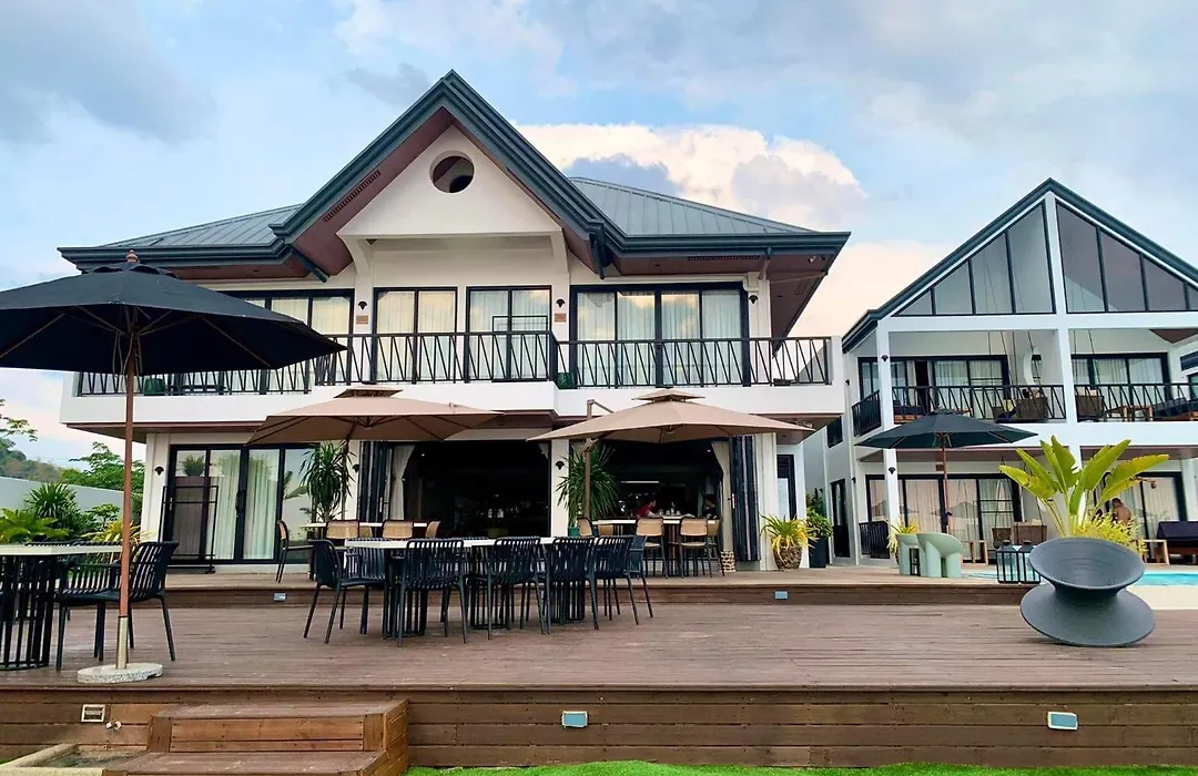 Natalna Boutique Home-1